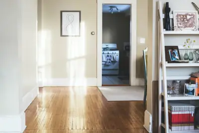 Améliorez l'isolation de votre parquet massif grâce à une sous-couche de haute performance