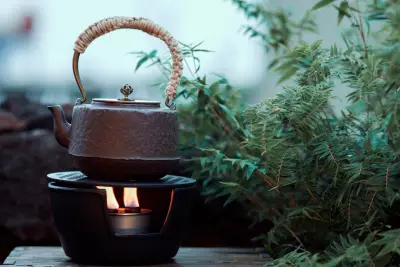 Thé et méditation: l'harmonie pour la tranquillité d'esprit
