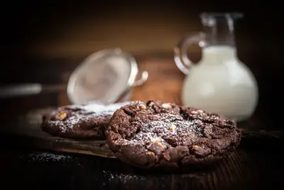 Vous mangez la nuit ? Votre problème va au-delà de la frénésie alimentaire